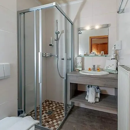 Hotell Unterreith 3*