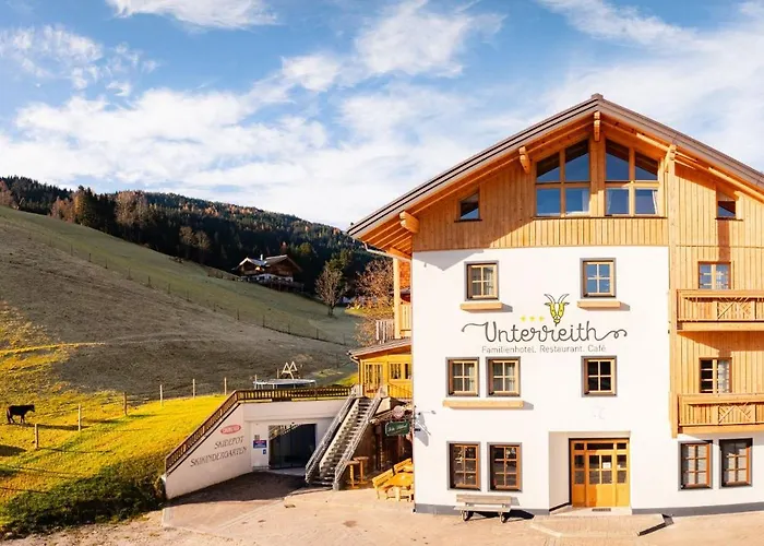 ホテル Unterreith フォルスタウ